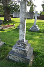Photo of gravestone of Shadrach Pryce