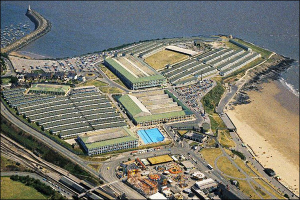 Aerial photo of Butlin's Barry Island camp in 1974