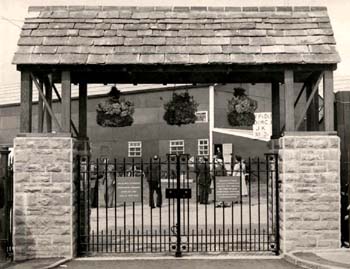 photo of original eisteddfod gates