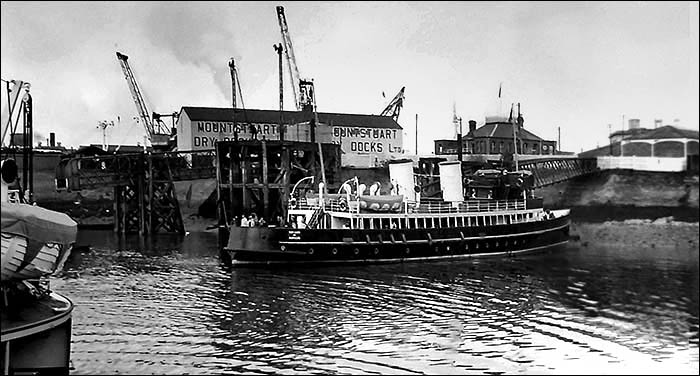 Photo of MV St Trillo at Cardiff Pierhead in 1963