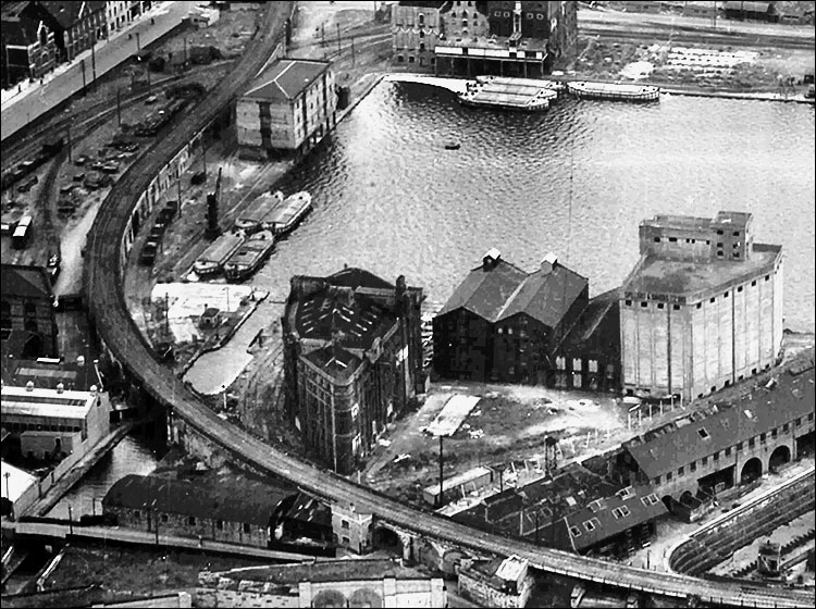 1950 aerial photo showing Spillers and Bakers building