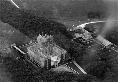Aerial photo of Dunraven Castle in 1929