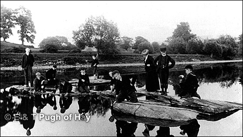 hay_warren_victorian_schoolboys