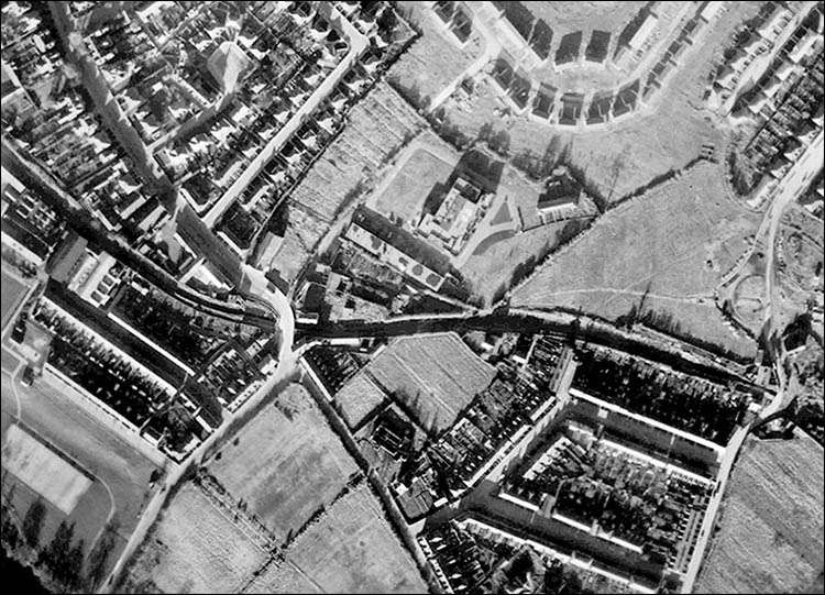 Aerial photo of canal by Cow & Snuffers in 1947