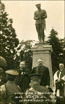 llandrindod_war_memorial_unveiling
