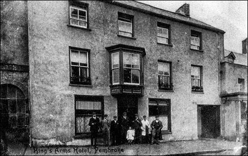 Old photo of the King's Arms Hotel, Pembroke