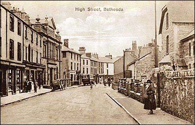 bethesda_high_street_and_police_station