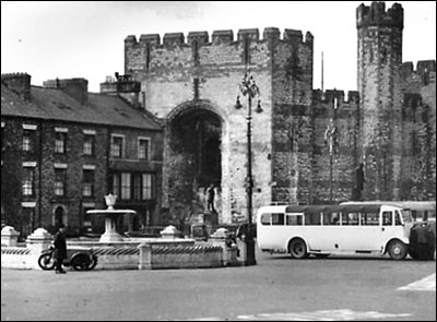 Photo of Caernarfon fountain in Castle Square