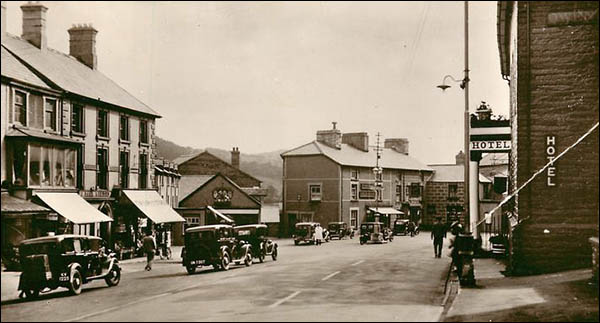 Old photo of Corwen square