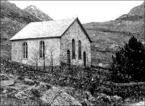 Old photo of Cwmorthin chapel
