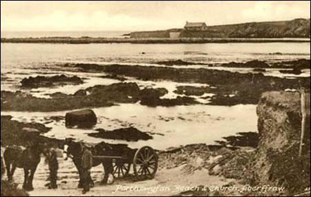 eglwys_sant_cwyfan_and_beach