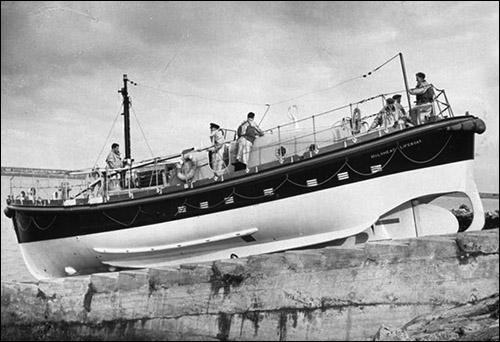 Old photo of Holyhead lifeboat St Cybi