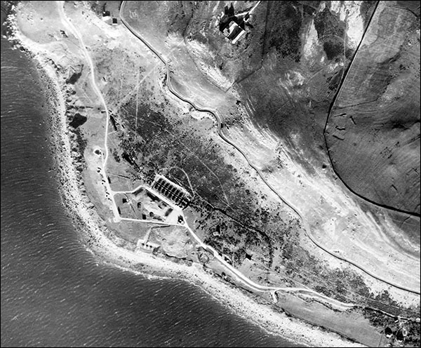Aerial view of Great Orme coastal gunnery school site in 1947