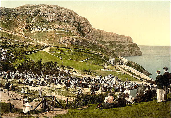 Photo of Happy Valley in 1890s