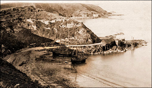 Photo of Porthdinllaen harbour in 1893