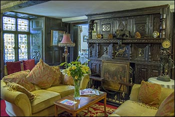 Photo of Tyn Rhyl fireplace surround