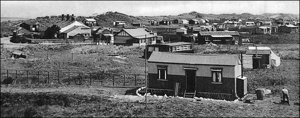 Photo of huts at Talacre Warren before the Second World War