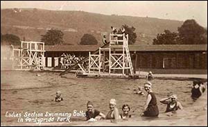 Old photo of Pontypridd lido