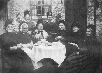 Victorian photo of almshouses widows